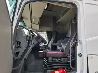 Volvo FM5-460 2022 - / VEB+ / DOUBLE TANK / NAVI / LWDS / PARK-AIRCO / FRIDGE / FULL-SPOILER / AUTOMATIC / EURO-6 / 2022 bild 12