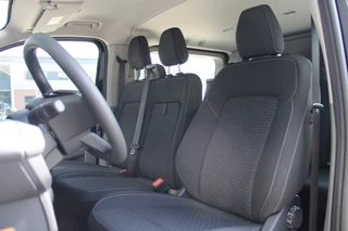 Ford Transit Custom 2024 - 320 2.0 TDCI L2H1 Trend DC 136pk - Carplay - Android - Camera - Trekhaak - LED koplampen - Stoelverwarming - Draadloos laden - Rijklaar image 6