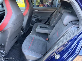 Volkswagen Golf 2022 - 8 2.0 TSI GTI DSG Clubsport 300 PK Navi Pano image 19