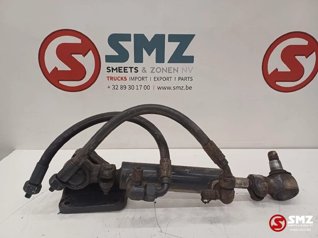 Renault 2002 - Occ hydraulische stuurcilinder Renault afbeelding 1