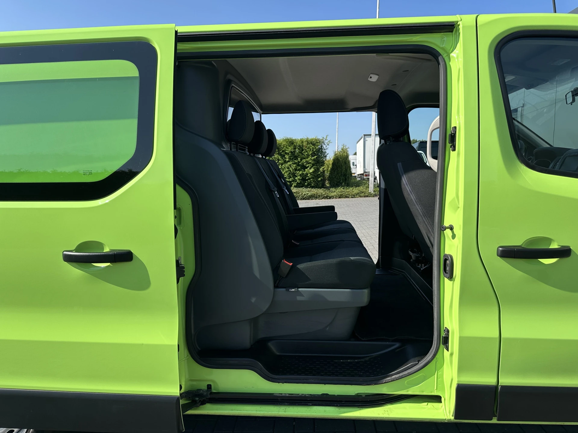 Renault Trafic 2020 - 1.6 dCi / L2H1 / 1e EIG. / DUBBELE CABINE / 2x SCHUIFDEUR / TREKHAAK / AIRCO / CRUISE / DUBBELE CABINE afbeelding 11