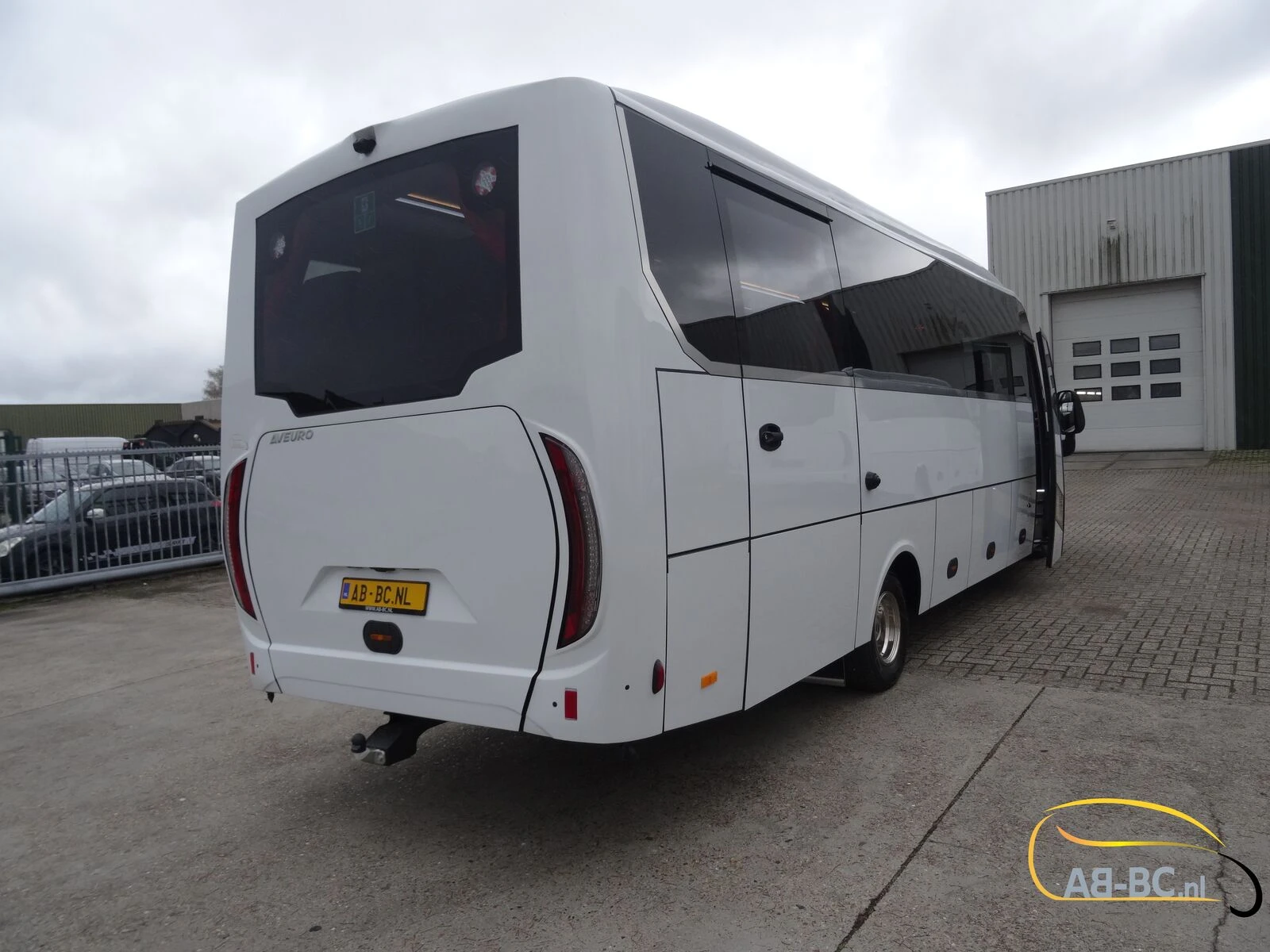 Iveco Aveuro Tourna 35 Seats EURO 6 2 Units Available afbeelding 10