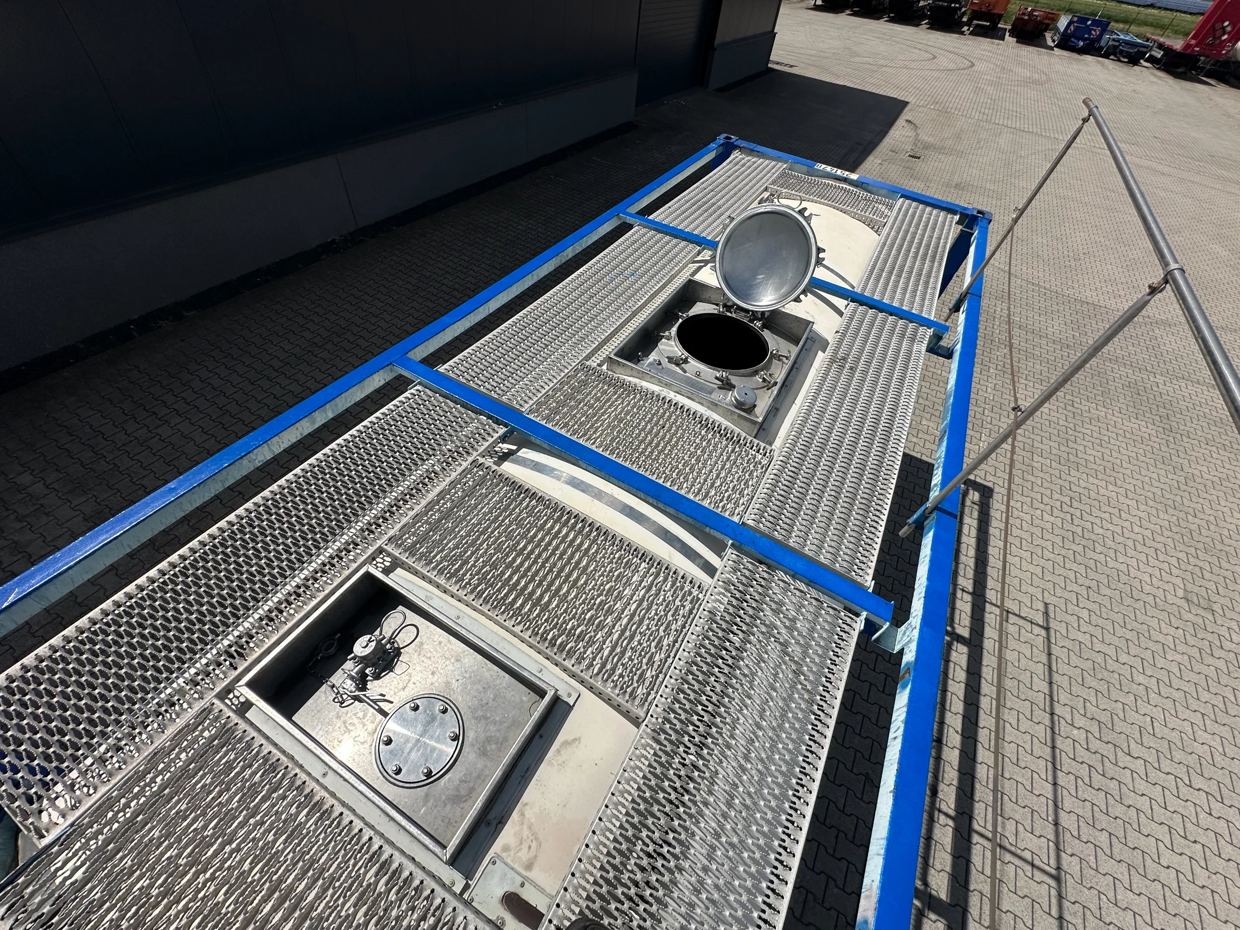 Welfit Oddy 2000 - 20FT ISO / 24.900L / 1-COMP / T11 / 22K2 / ADR valid until 03/2027 afbeelding 18