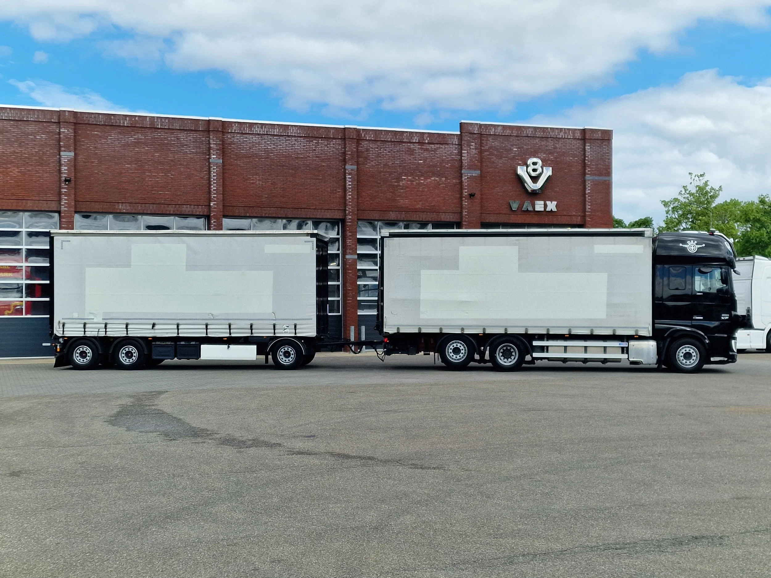 DAF XF480 2019 - SSC 6x2*4 - Tautliner - Full air - Night clima + Krone 3 axle trailer 2015 zdjęcie 7