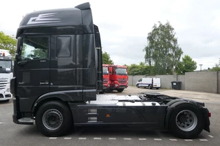 DAF XF 530 2019 - SSC | Intarder | 2 Tanks | 928407Km | 2019 | Smart Tacho 2 | Full Spoiler | Stand Klima | Roof Airco | Navi | TV | Microwave | TUV/MOT/APK 02-2027 | NL-Truck obrazek 7