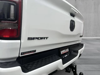 Dodge Ram 1500 2024 - 5.7 V8 4x4 Crew Cab SPORT GT BPM VRIJ! | Incl LPG | Trekhaak 13-polig | Bedcover | Adaptive cruise | PANORAMADAK| zdjecie 12