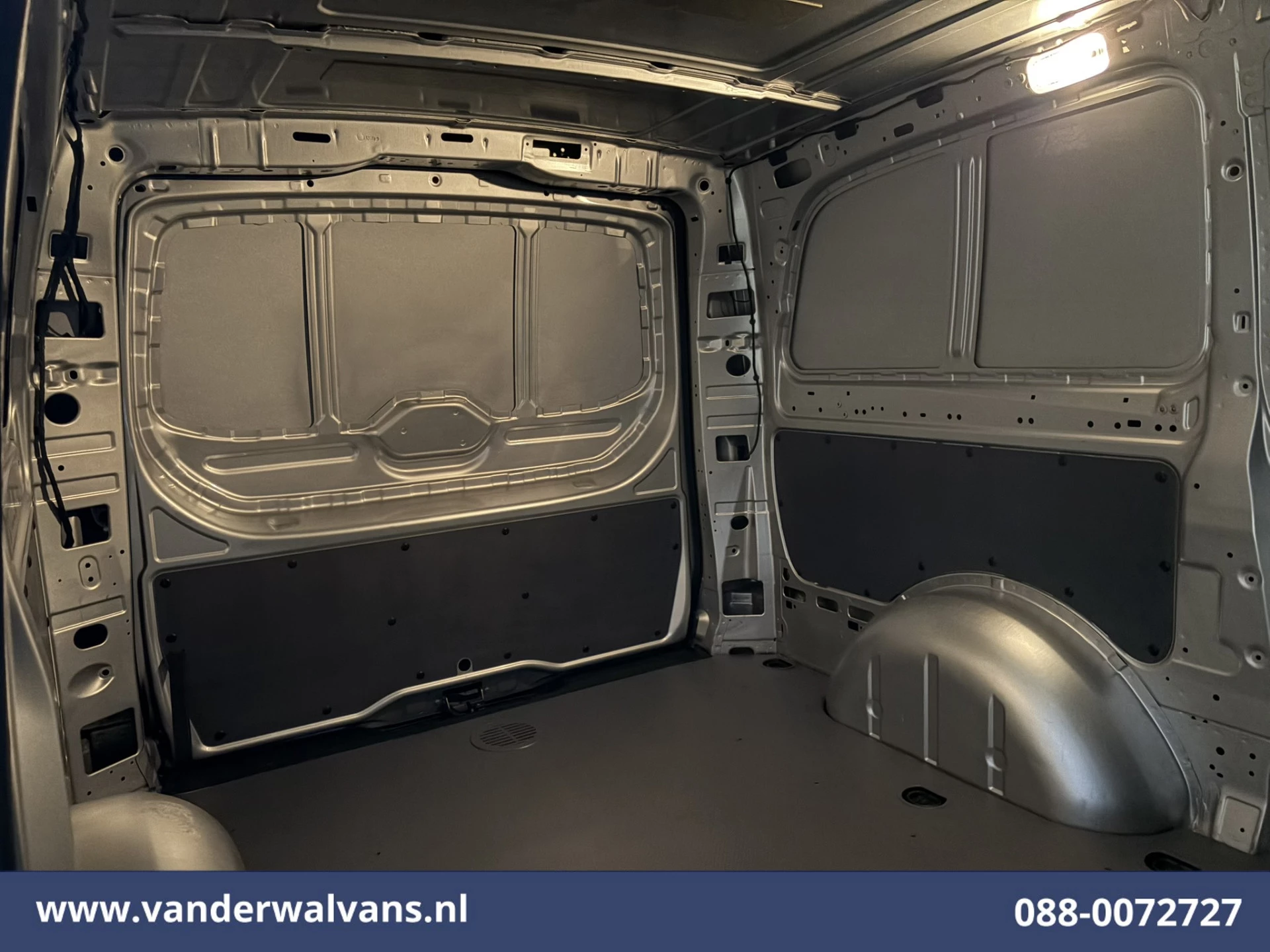 Mercedes-Benz Vito 2020 - 116 CDI 164pk L2H1 Euro6 Airco | 3-Zits | Camera | Navigatie | Cruisecontrol | Stoelverwarming immagine 13