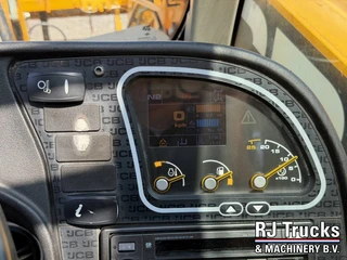 JCB 541-70 Agri - SRS | Hydraulic Quick Hitch | LED | Stage IV | 4,1 2018 - N/A obrazek 9