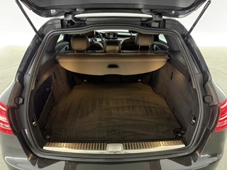 Mercedes-Benz C-Class 2020 - 200 Business Solution AMG изображение 35