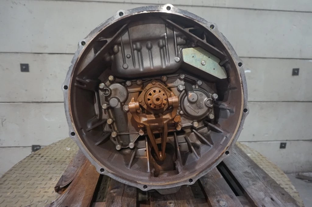 ZF 2014 - 12AS2130DD TGS immagine 2
