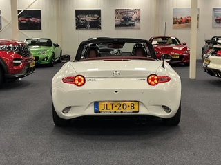 Mazda MX-5 2020 - ND Roadster 1.5 SkyActiv-G 132PK 100th Anniversary Bose Leder Camera PDC Apple CarPlay imagem 10