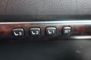 Toyota Land Cruiser 2016 - V8 200 V8. 4.5D Executive. 7 Persoons. Luchtvering. 46.500.- euro marge image 9