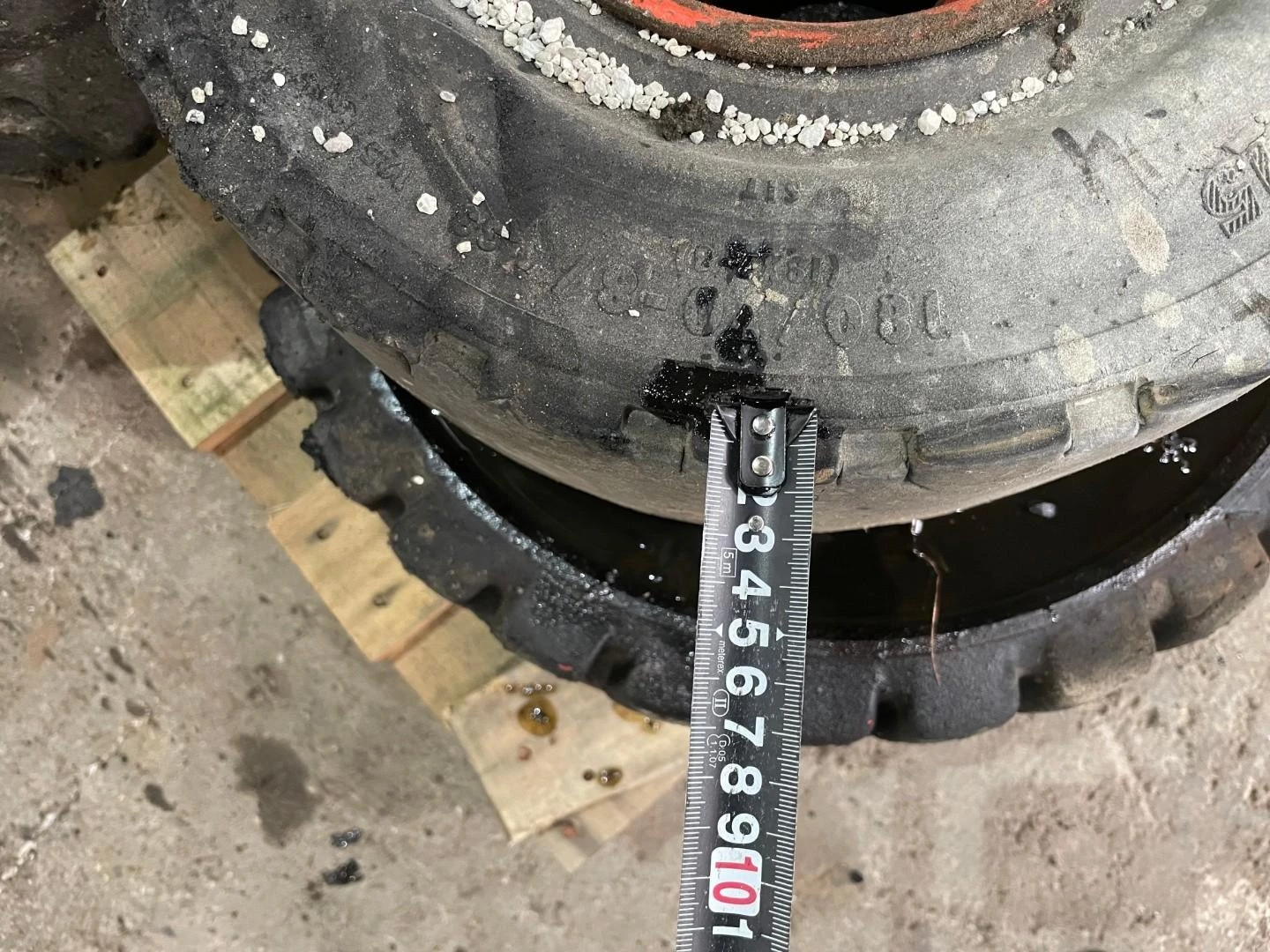Watts Forklift tires afbeelding 8