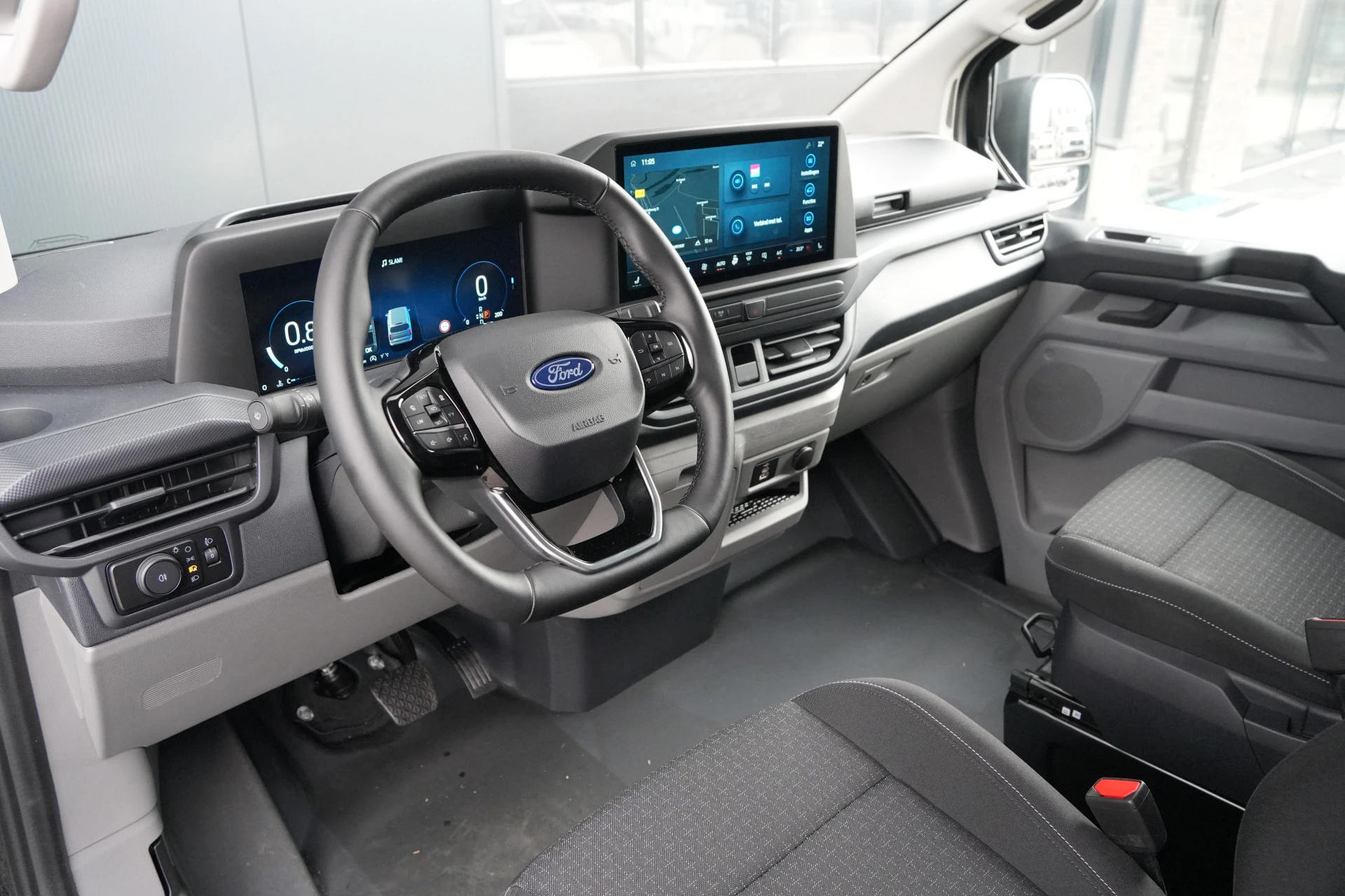 Ford Transit Custom 2025 - 320 2.0 TDCI L2H1 Trend 170pk AWD 4x4 INCLUSIEF BPM - 2x Schuif - 1+1 Stoel - Trekhaak - Stoel/Stuurverwarming - ACC - Blindspot - Rijklaar Bild 17