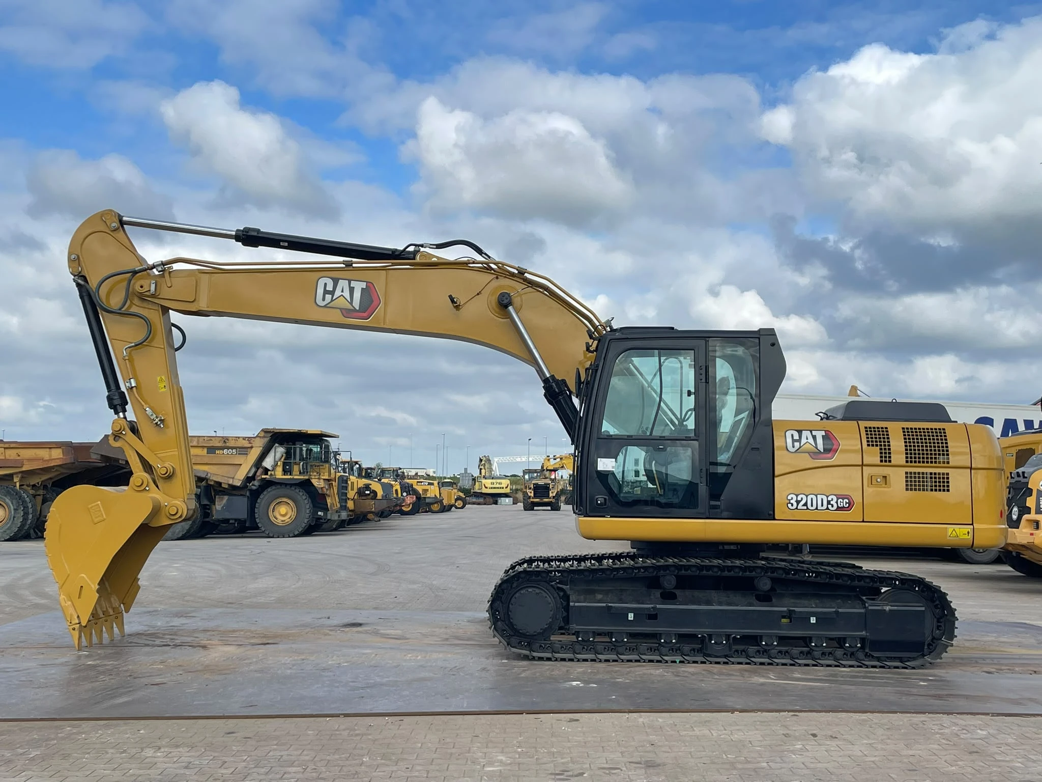 Caterpillar 320D3 GC 2025 afbeelding 1