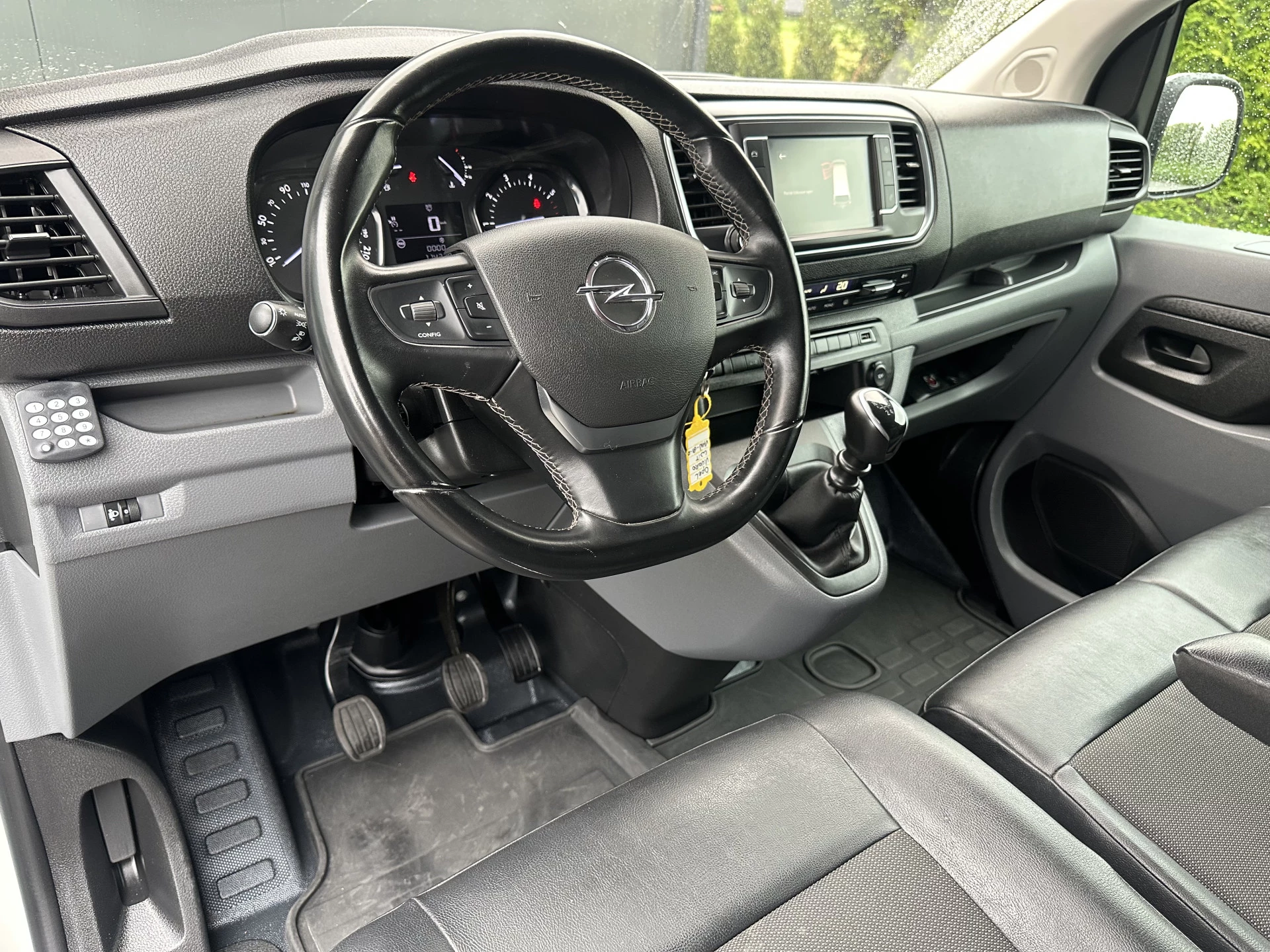 Opel Vivaro 2020 - 2.0 CDTI 150 PK SPORT / L3H1 / 1e EIG. / ALUCA INRICHTING / TREKHAAK / CAMERA / BLIND SPOT / ECC / CRUISE immagine 7