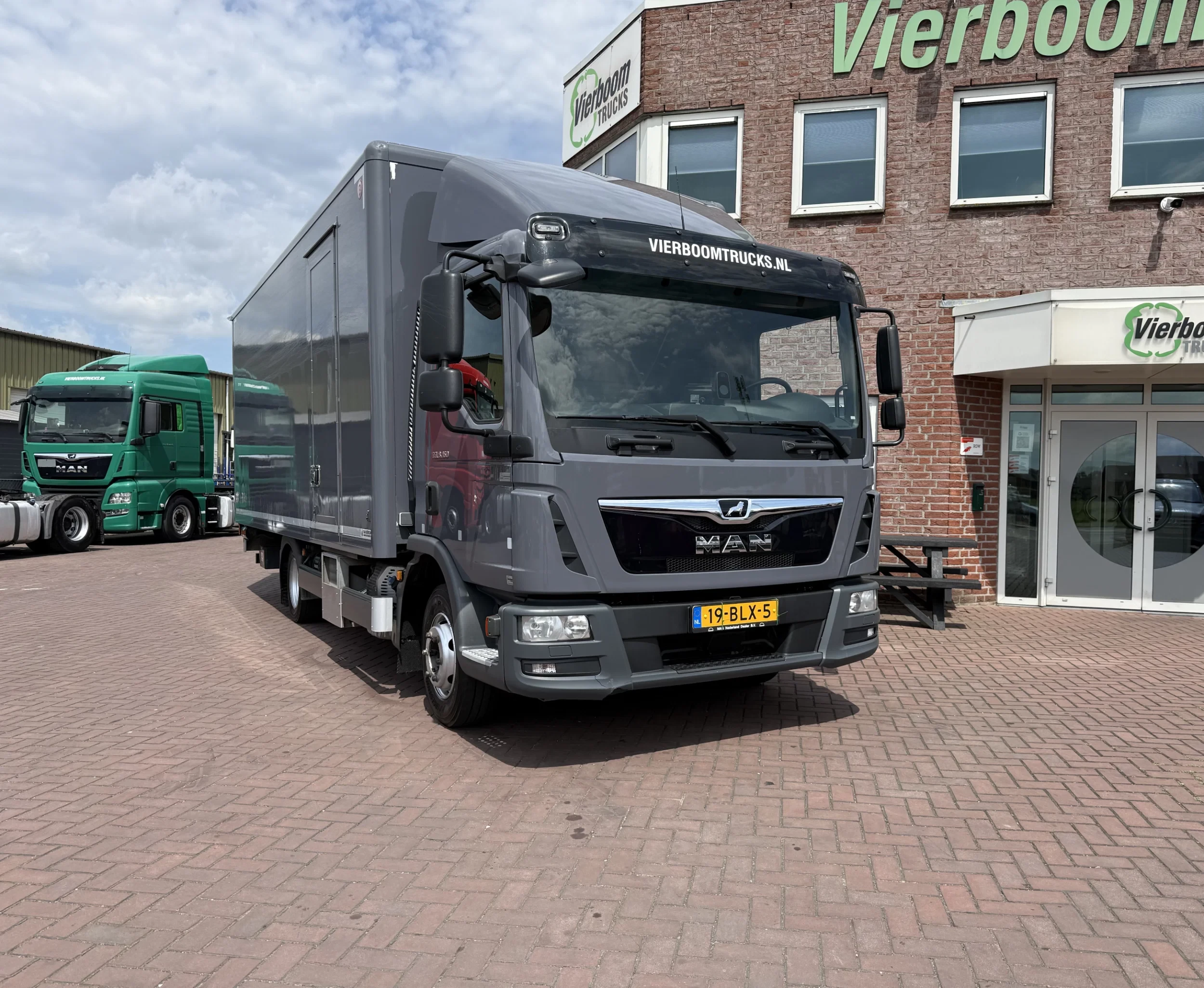 MAN TGL 2019 - MAN TGL TGL 8.160 BB bakwagen met laadklep / ACC / Dealer onderhouden afbeelding 1