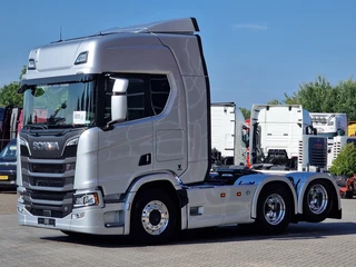 Scania R 2026 - R590 V8 NGS Highline 6x2 - NEW - 2.95WB - Retarder - Night clima - Leather - Alloy obrazek 3