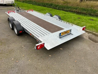 STU Trailers 2026 - Autotransporter 1900KG Laadvermogen image 2 thumbnail