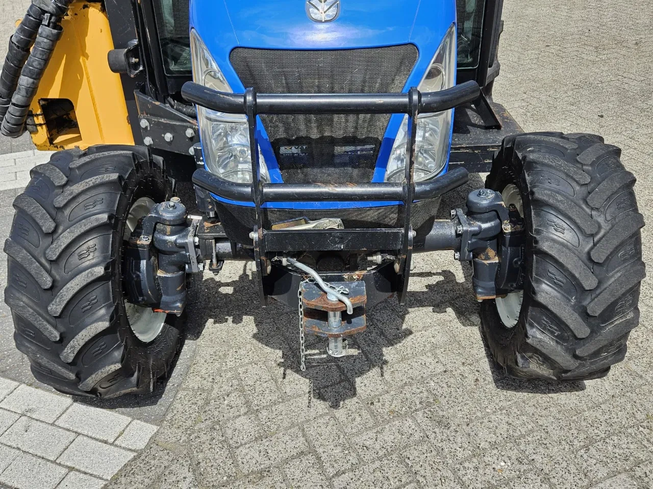 New Holland 2003 - Boomer 3050 met Bos Maaiarm afbeelding 13