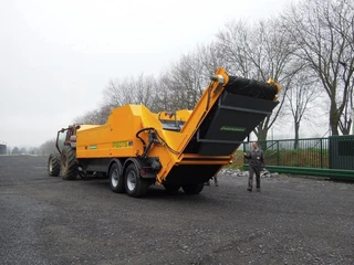 Menart P 145 TS tractor aangedreven na prodej