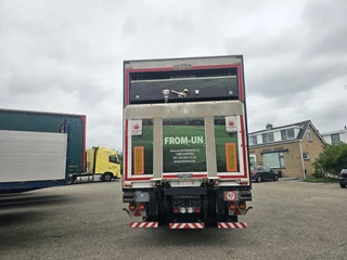 Chereau B3 /CITY TRAILER /STEERING AXLE/LIFT AXLE / 11.80 LONG /LOADING LIFT/ BPW DISC / CARRIER FRIDGE.TUV 23/7/2026 2012 afbeelding 3 miniatuur
