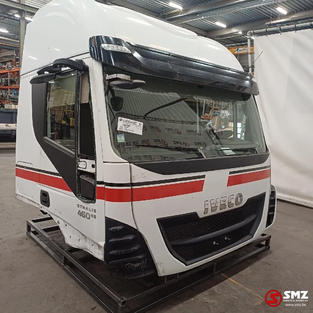 Iveco Stralis 2016 - Occ cabine compleet Hi-Way Iveco afbeelding 1