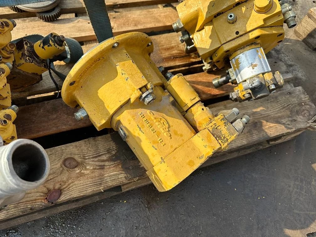 Cat - 214 B FT hydro motor linde MMF-65 image 1