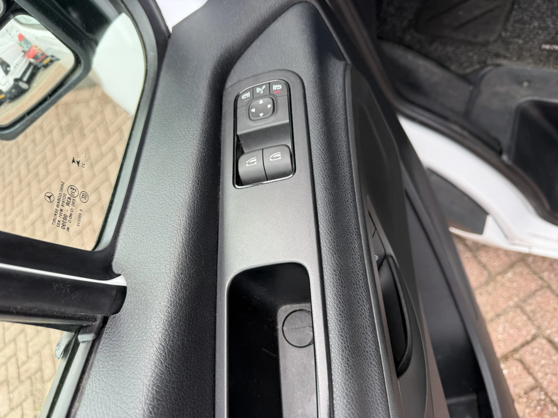 Mercedes-Benz Sprinter 2023 - 215 1.9 CDI L2H2 FWD afbeelding 13