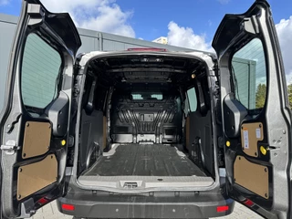 Ford Transit Connect 2021 - 1.5 EcoBlue 100 PK / L2H1 / UNIEK !! 5.324 KM !! / 3 ZITS / CAMERA / AIRCO / NAVI / STOELVERWARMING immagine 8