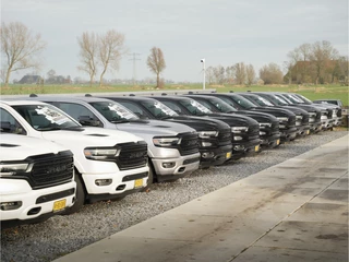 Ford F-150 2022 - Limited 430pk PowerBoost Full Hybrid SuperCrew zdjecie 13