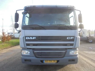 DAF CF 75.310 2011 - EEV FAN 6x2 NL TRUCK bild 2