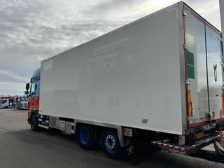 DAF XF 450 2019 - 6X2 YEAR 2019 COMPLETE + 2 AXLE HERTOGHS bild 8