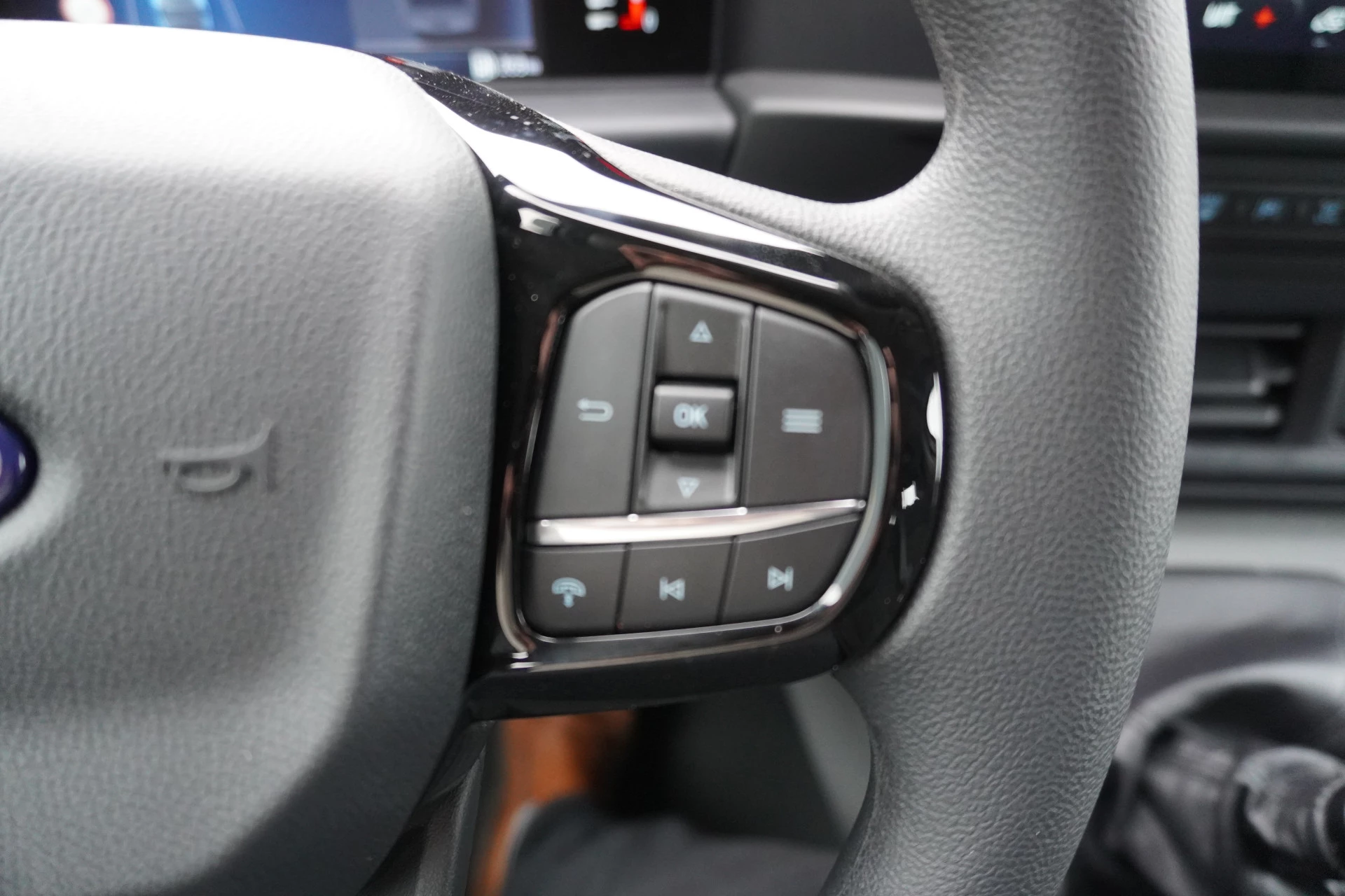 Ford Transit Custom 2024 - 320L 2.0 TDCI 150PK L2H1 Trend Dubbelcabine LM velgen obrázek 18