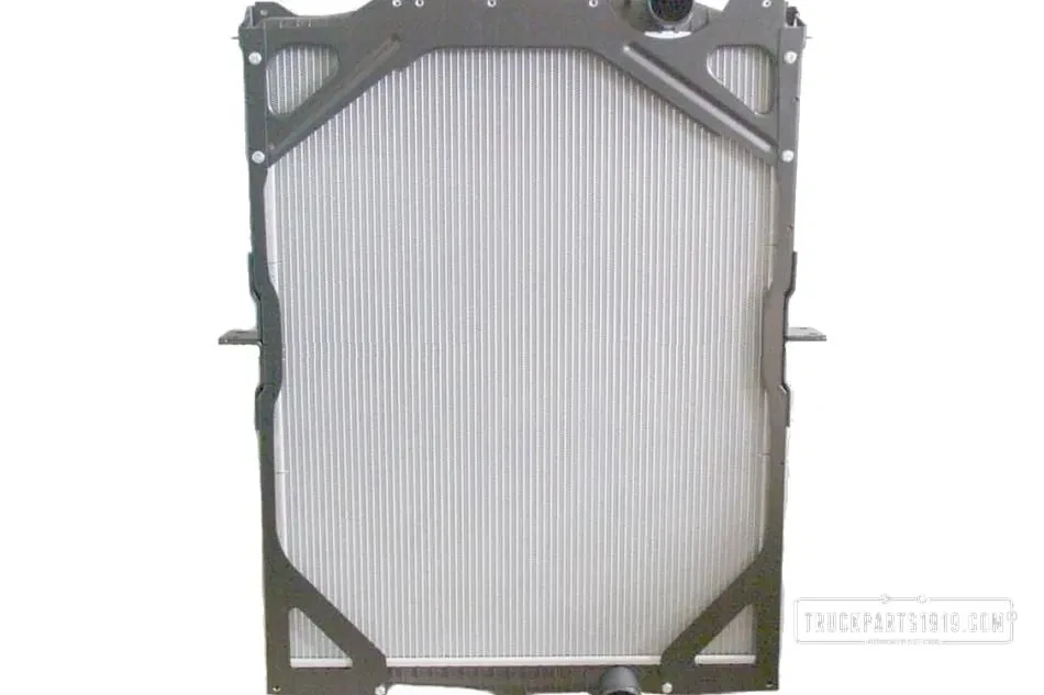 Volvo - Cooling System Radiator Volvo afbeelding 1