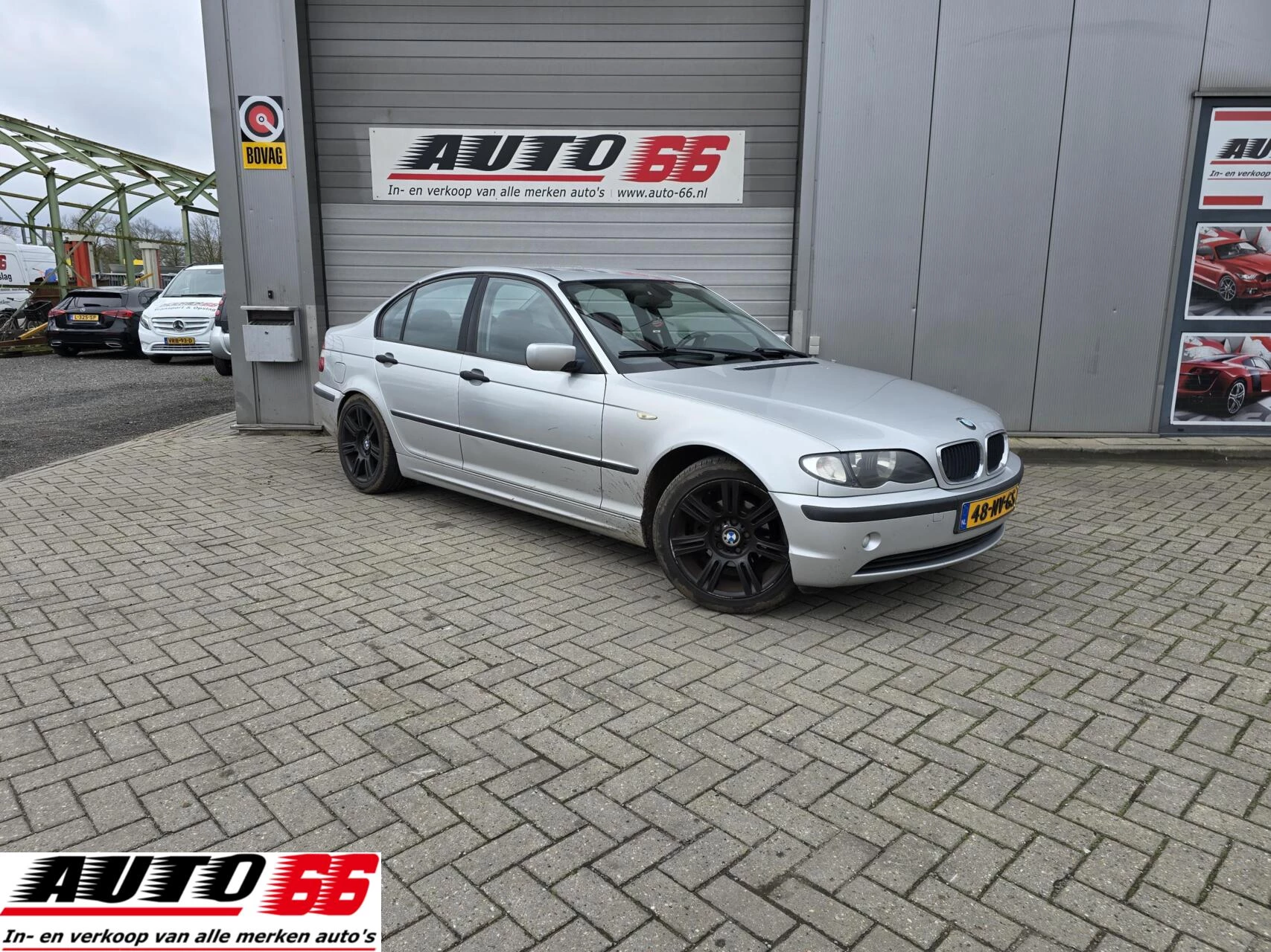 BMW 3 Serie 2004 - 316i Special Executive APK tot 07-2027 afbeelding 2