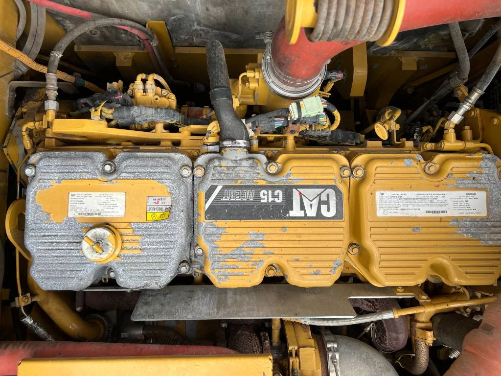 Cat 2014 - 374FL ME | U/C 70% immagine 26