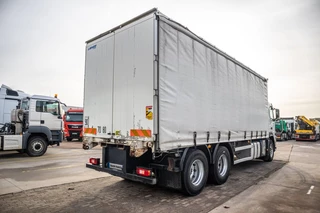 Volvo N/A 2011 - FM330-6x2-10 pneus/tires-intarder imagen 3