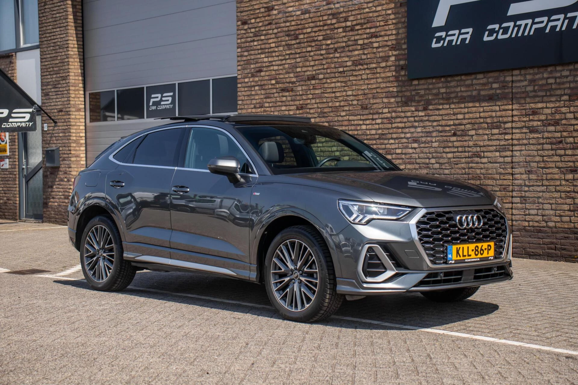 Audi Q3 2023 - 45 TFSI e S-Line, Pano, Leder, Ambient, Carplay afbeelding 8