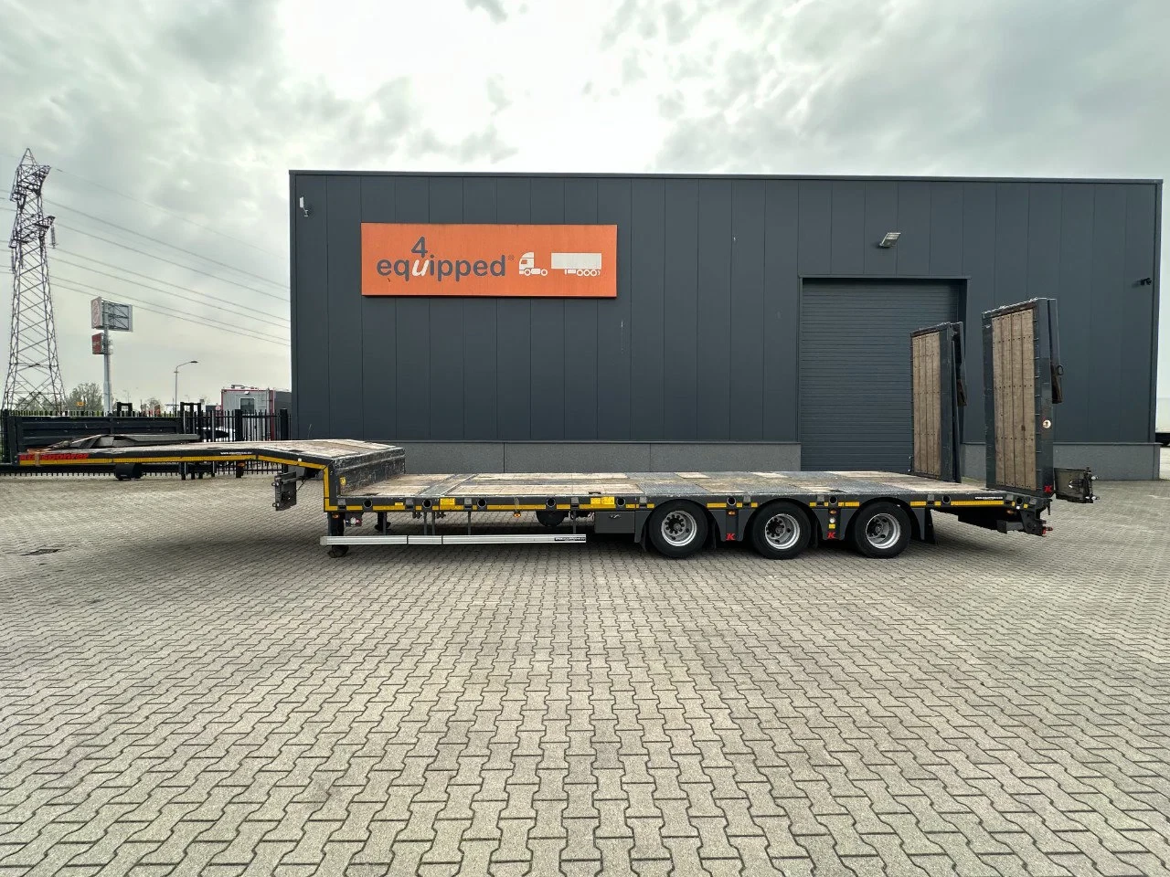 KAESSBOHRER 2022 - Lowbed / 6.00m extendable / hydraulic ramps / steering-axle / lift-axle obrázek 5