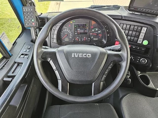 Iveco Stralis 2017 - AT260S42 image 12