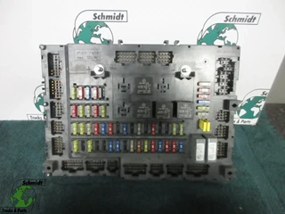 Mercedes-Benz - A 001 446 75 58 ZEKERINGS KAST MERCEDES BENZ 1845 EURO 6 te koop