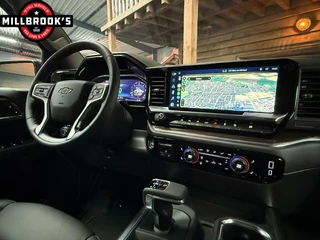 Chevrolet Silverado 2024 - Z71 Trailboss image 16