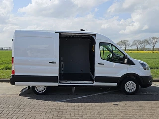 Ford Transit 2023 - 2.0 obrazek 13