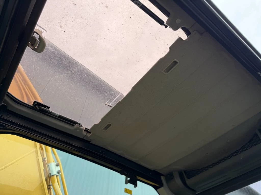 Cat 2019 - 323 07B obrázek 38