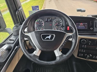MAN TGX 2018 - 18.500 imagem 10