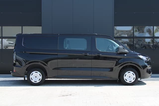 Ford Transit Custom 2024 - 320 2.0 TDCI L2H1 Trend DC 136pk - Carplay - Android - Camera - Trekhaak - LED koplampen - Stoelverwarming - Draadloos laden - Rijklaar image 5