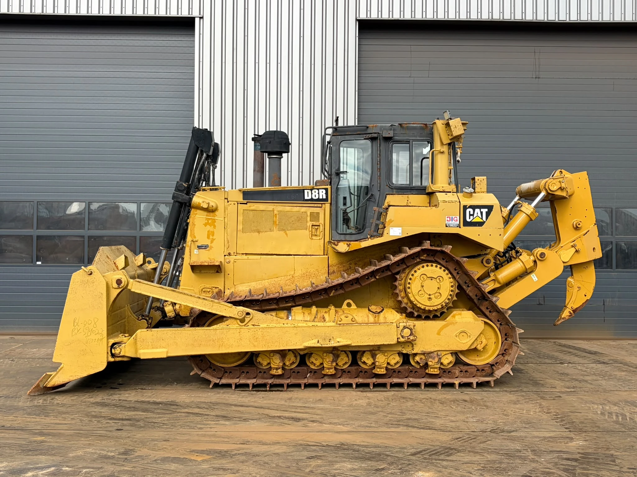Caterpillar D8R 2013 image 1