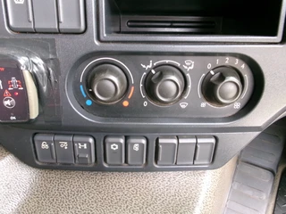 DAF CF 330 2016 - 6X2 LIFTAS obrazek 10