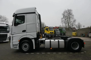 Mercedes-Benz Actros 2021 - 1945 | 2Tanks | 391956Km | 2021 | Tires 85% | 2Beds | Fridge | A/C | Automatic | Tuv/Mot/Apk 03-2025 | Belgium Truck afbeelding 6